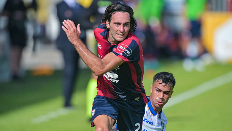 Frosinone với Cagliari