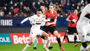 Rennes cùng Lorient
